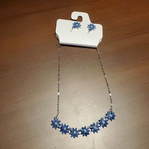 Necklace/earring set